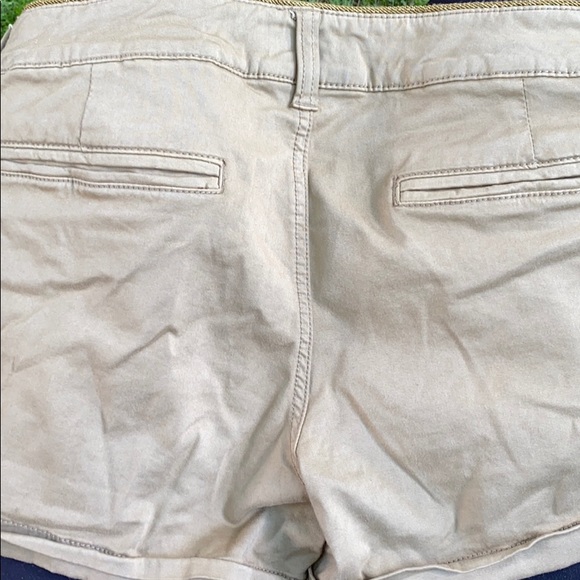 Khaki American Eagle Shorts rope detail - Picture 6 of 6